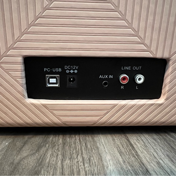 Crosley suitcase record player with mp3 conversion - Picture 8 of 9